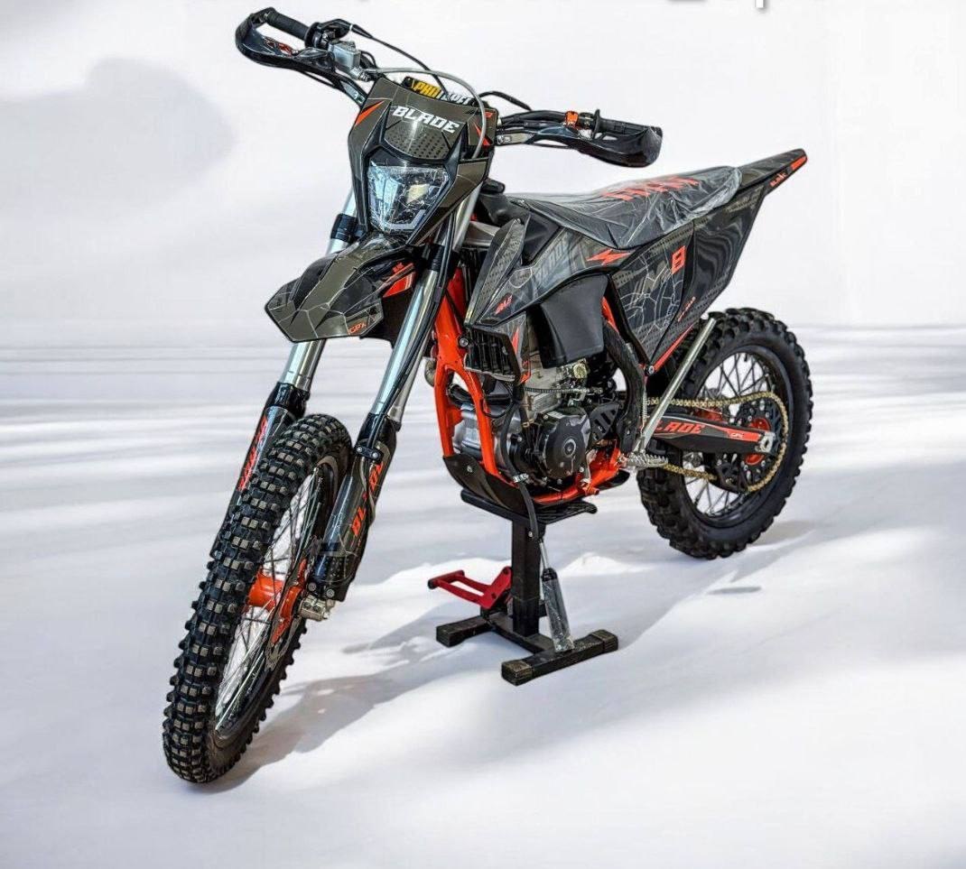 BLADE M8 NC450 или Hammer 300 — что выбрать в 2026